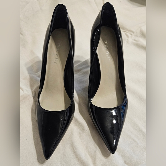 Nine West black patent stilettos - Picture 4 of 9